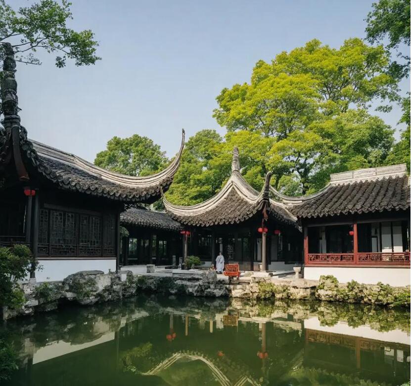 习水县狼狈土建有限公司